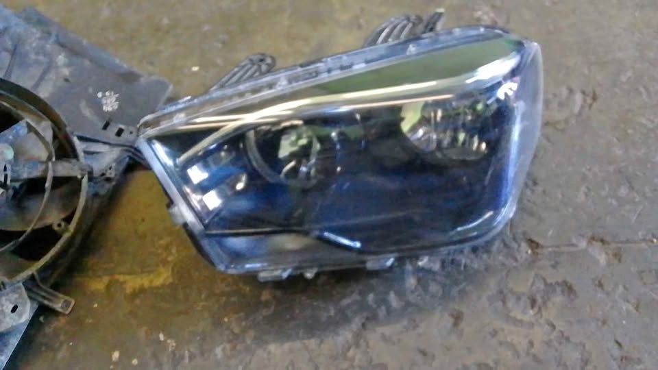 Mahindra scopio standard headlight - Private Seller Mahindra scopio standard headlight - Private Seller