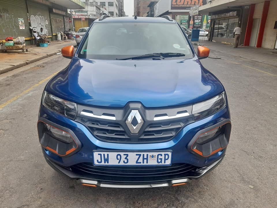 2021 RENAULT KWID 1.0 CLIMBER 25000KM AVAILABLE CONTACT LEON ON