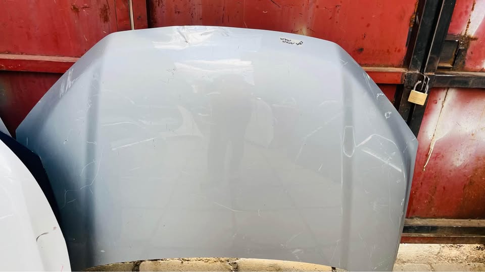 Toyota Urban Cruiser bonnet - Private Seller Toyota Urban Cruiser bonnet - Private Seller