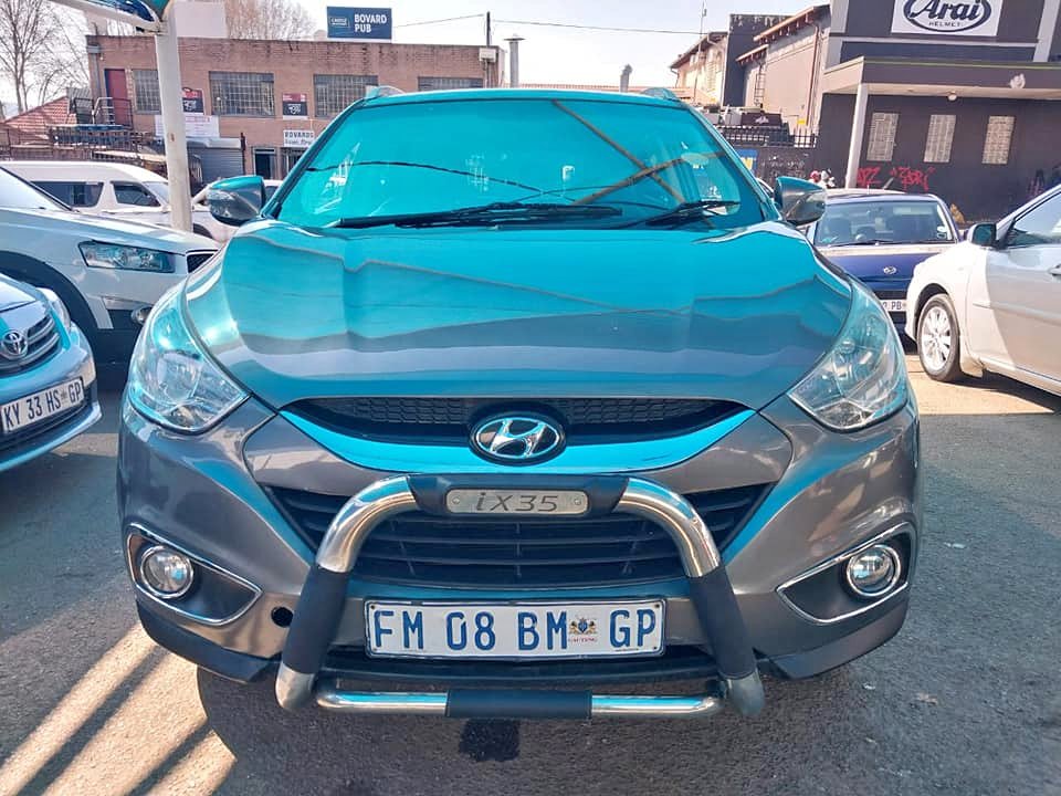 2013 HYUNDAI IX35 2.0 107 000KM SILVER COLOR MANUEL PETROL