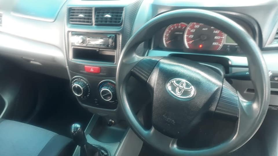 TOYOTA AVANZA 1.5 2012
