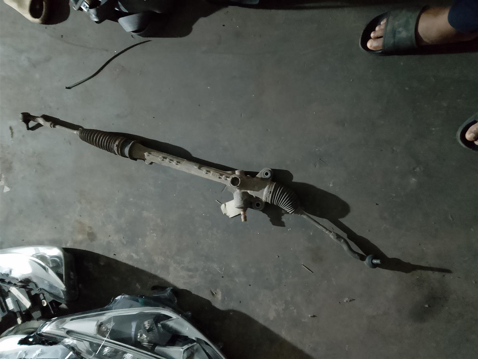 Steering Rack for Avanza - Private Seller Steering Rack for Avanza - Private Seller