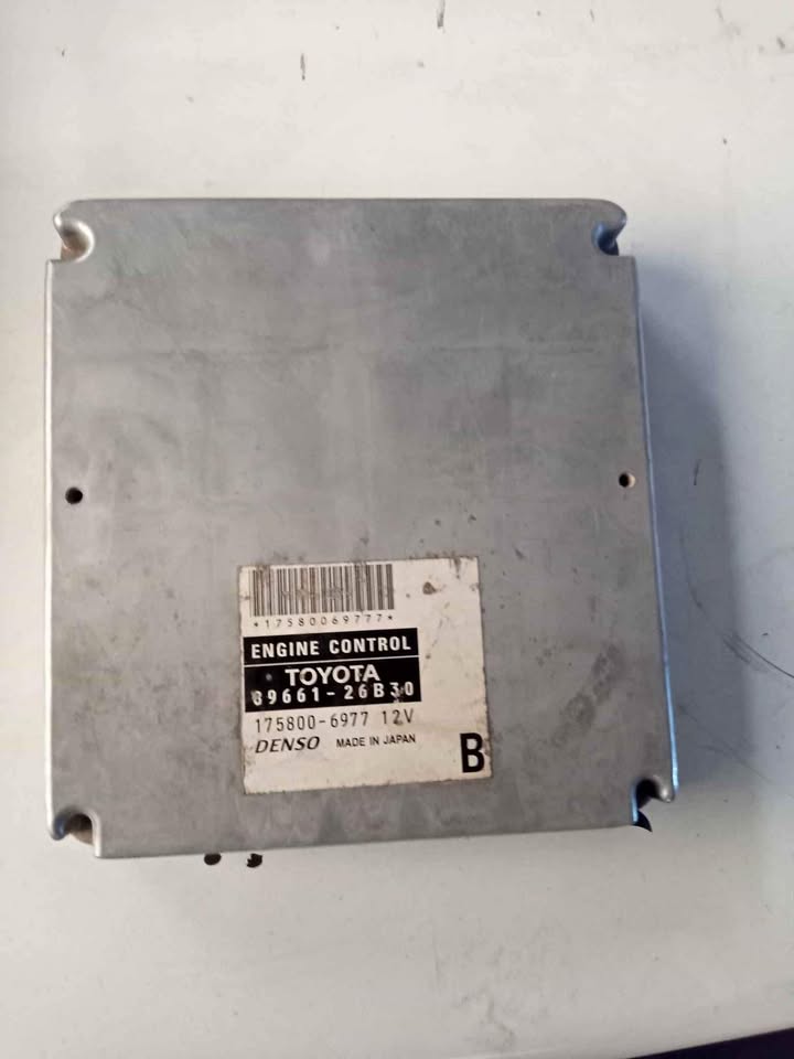 Toyota 2KD ECU COMPUTER BOX - Private Seller Toyota 2KD ECU COMPUTER BOX - Private Seller