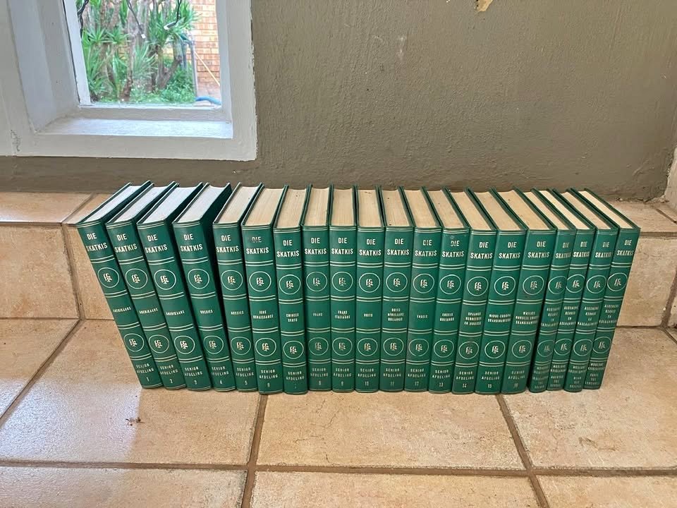 The Skatkis Vintage Collection – 20 Classic Afrikaans Storybooks | Rare Collector’s Set