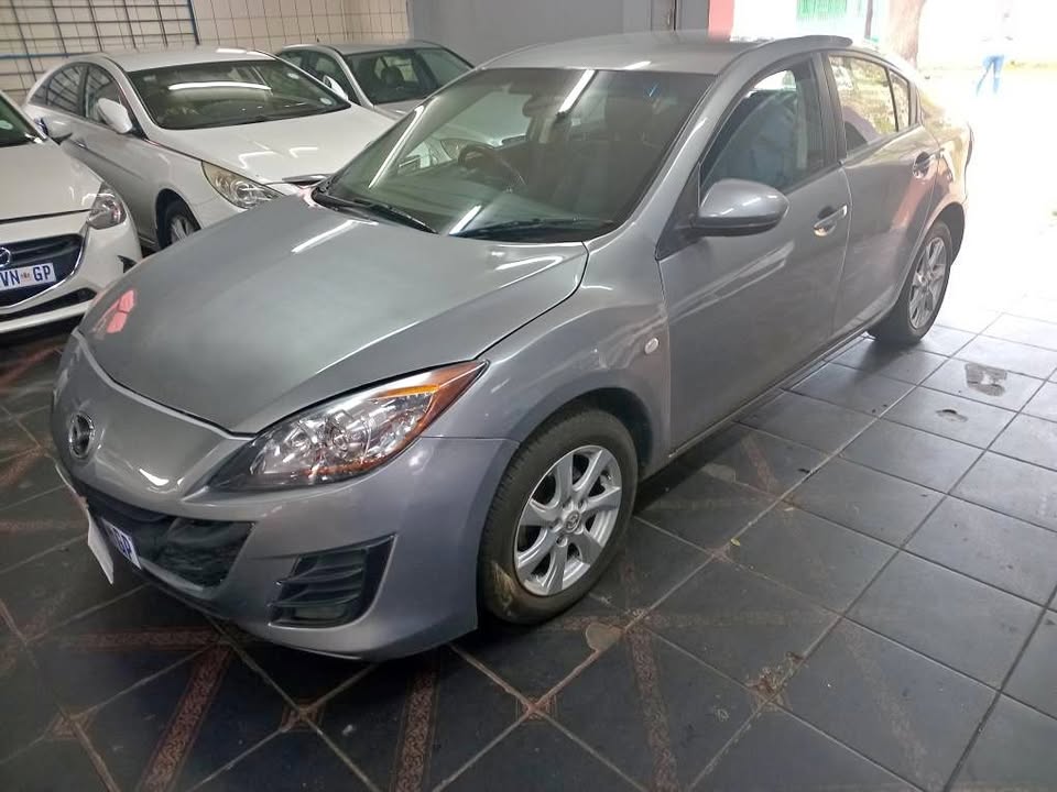 2012 Mazda 3 1.6 Dynamique  Petrol,Manual Grey 91000km