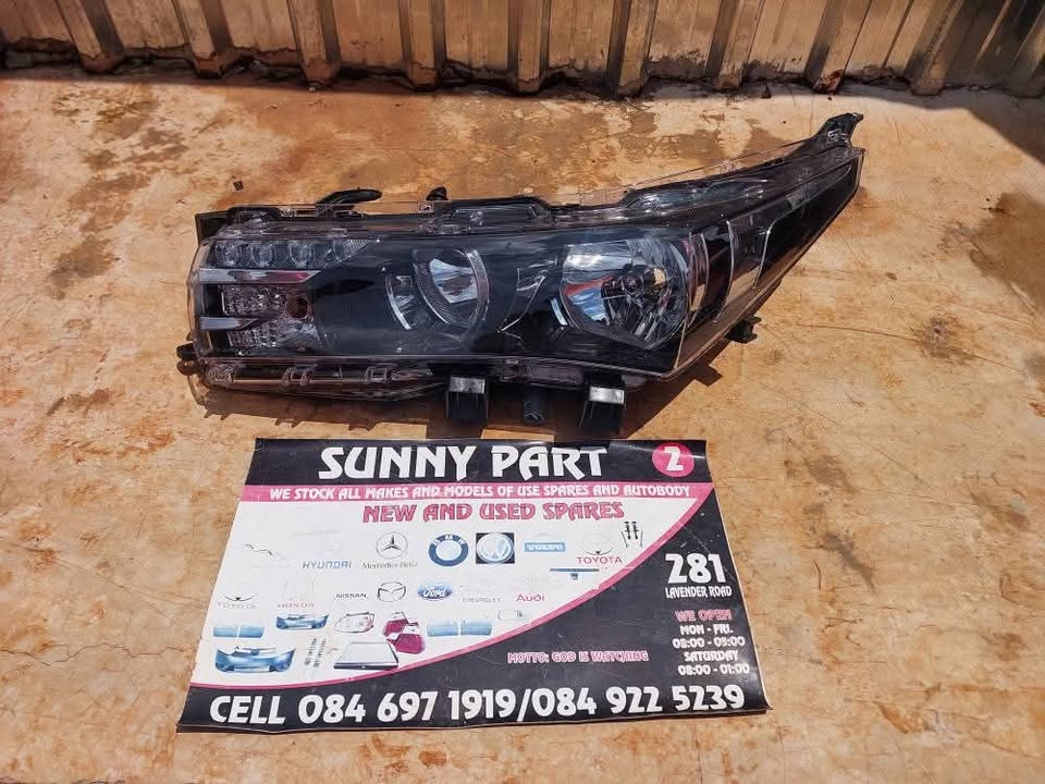 Toyota Prestige Headlight - Private Seller Toyota Prestige Headlight - Private Seller