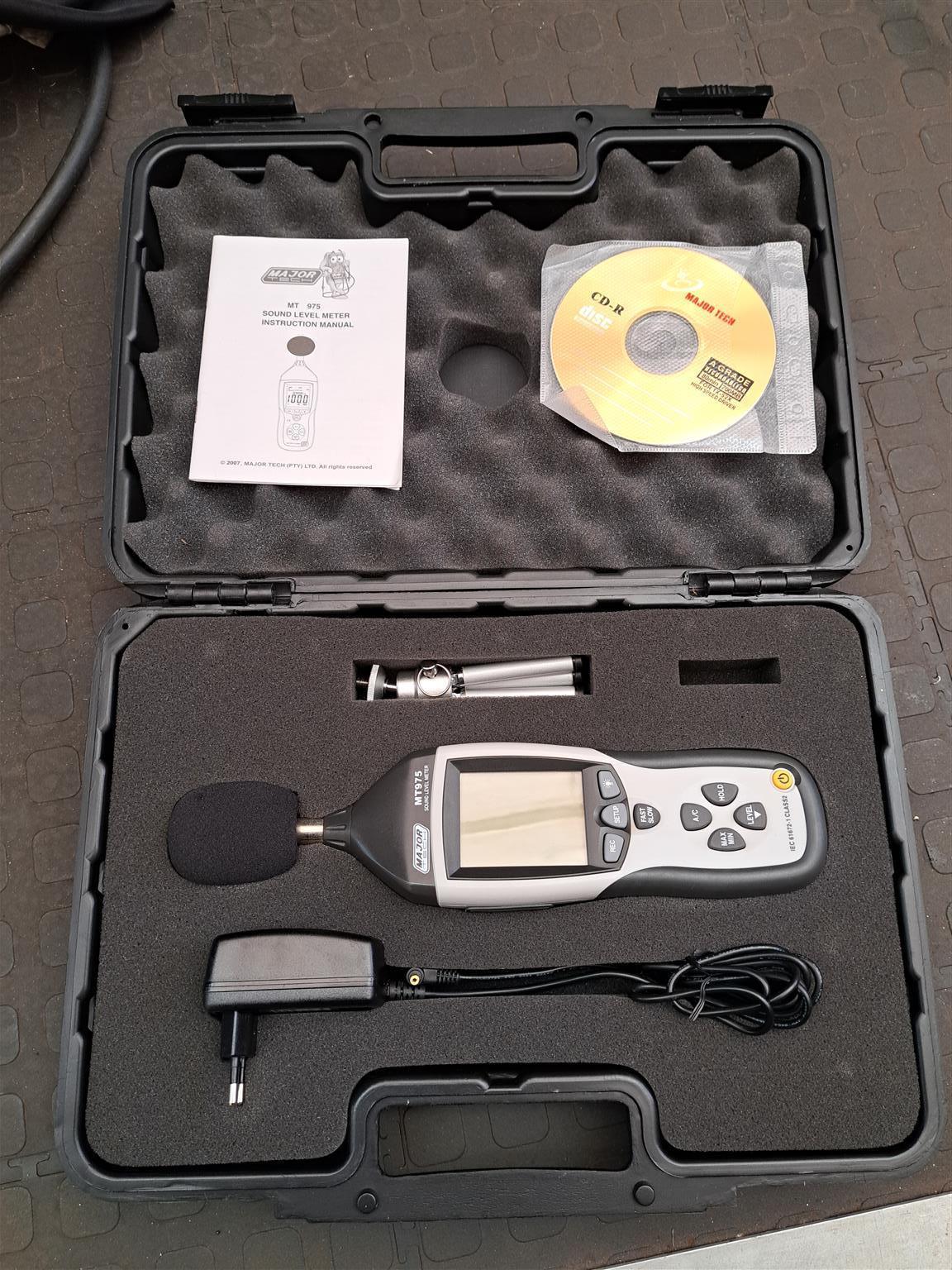 MAJOR-TECH – Sound Level Meter with Data Logger MT975
