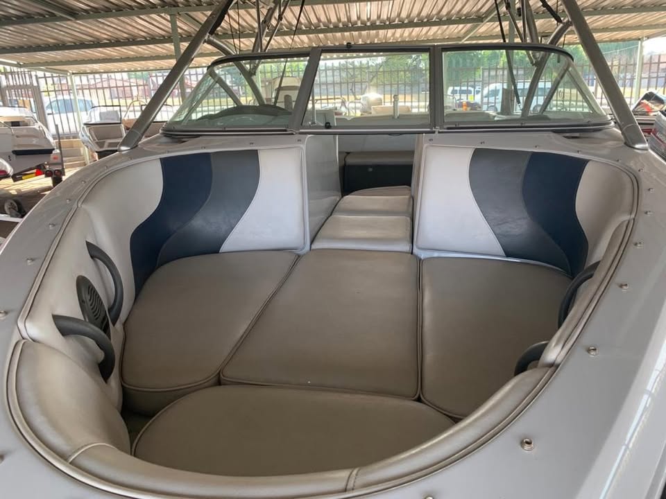 Moomba Mobius Gravity Games XLV 325hp 5.7L, V8, EFI with only 78 hours!!!