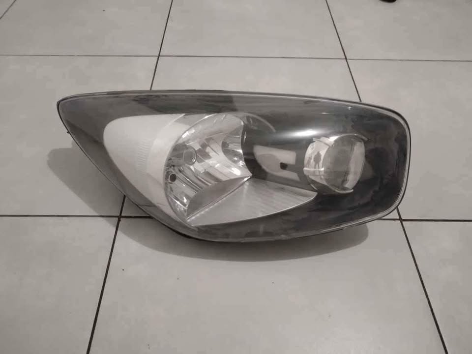 Kia Picanto 2013 Headlight