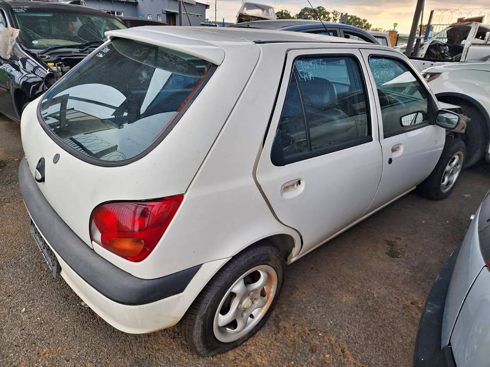 Ford Fiesta Flair Stripping For Spare Parts - Private Seller Ford Fiesta Flair Stripping For Spare Parts - Private Seller