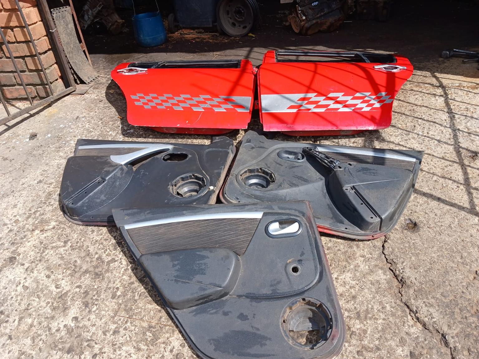 Renault Sandero front doors snd loose panels Call for price