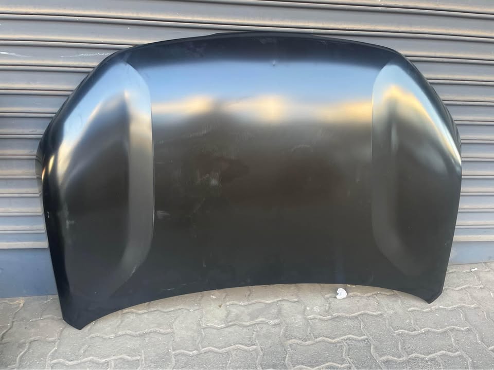 Kia Sonet bonnet - Private Seller Kia Sonet bonnet - Private Seller