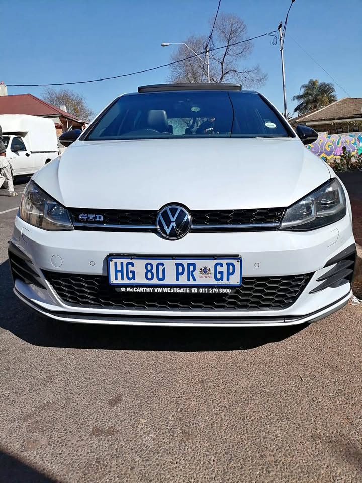2018 VOLKSWAGEN GOLF 7.5 GTD AUTOMATIC TRANSMISSION WITH SUN ROOF