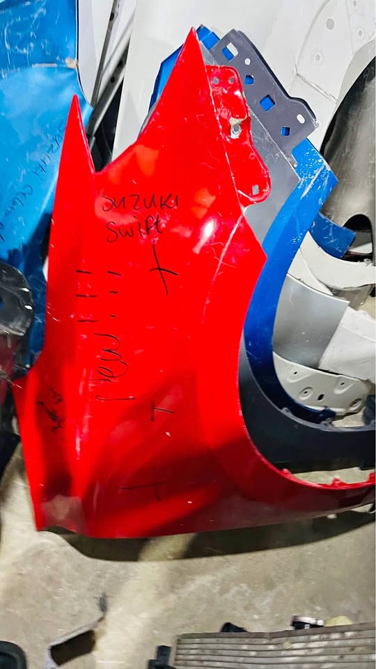 Suzuki Swift fender - Private Seller Suzuki Swift fender - Private Seller
