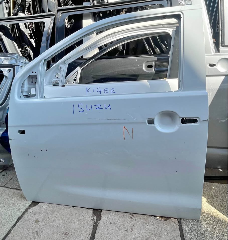 Isuzu D-Max door - Private Seller Isuzu D-Max door - Private Seller