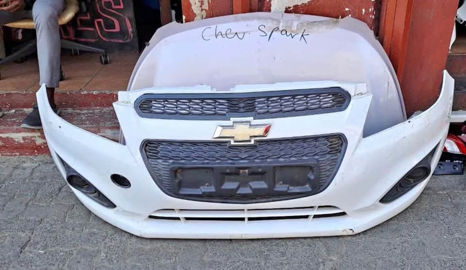 Chevrolet Spark bumper & bonnet - Private Seller Chevrolet Spark bumper & bonnet - Private Seller