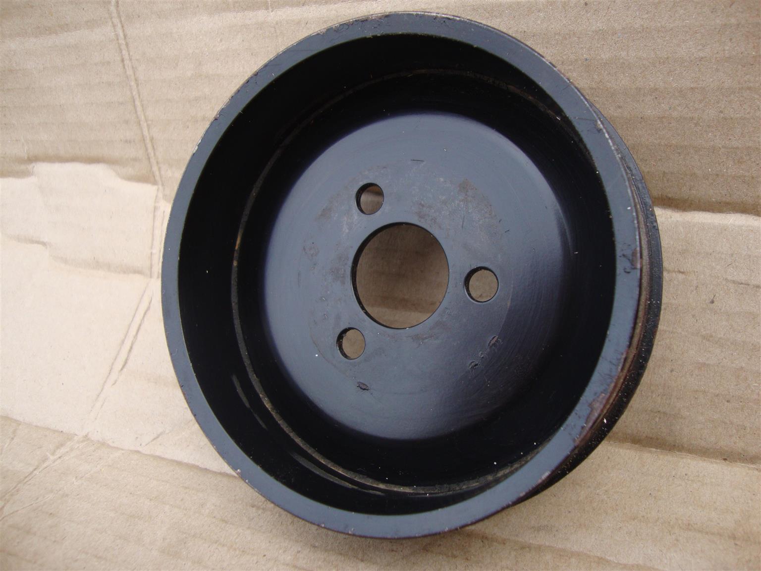 PULLEY FOR WATER PUMP ON FORD 'BOET' BANTAM 2007 1.3 ROCAM