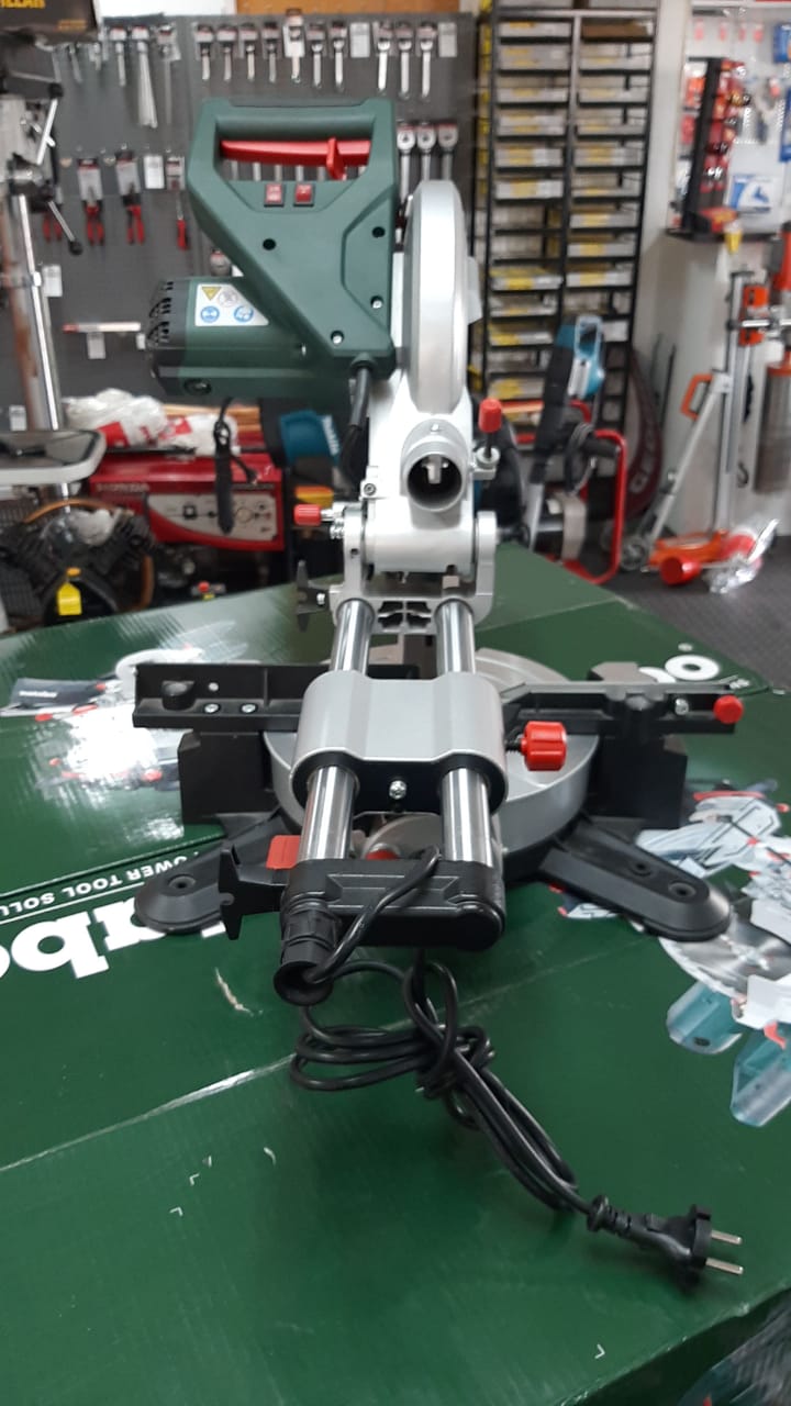 Metabo compound mitre saw