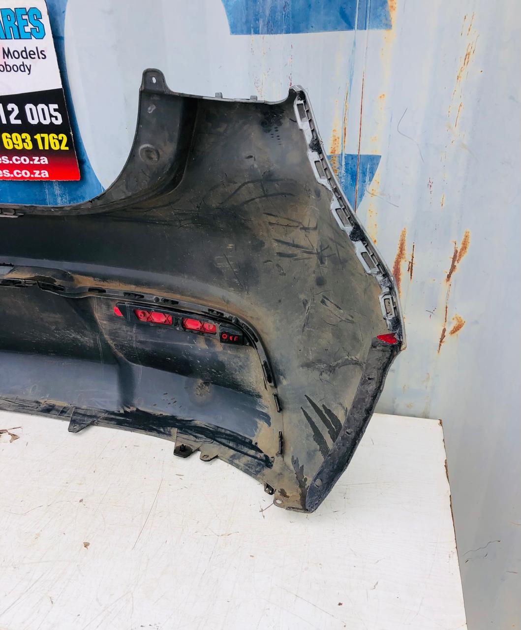 Kia Rio complete rear/back bumper with diffuser (hatchback) - Private Seller Kia Rio complete rear/back bumper with diffuser (hatchback) - Private Seller