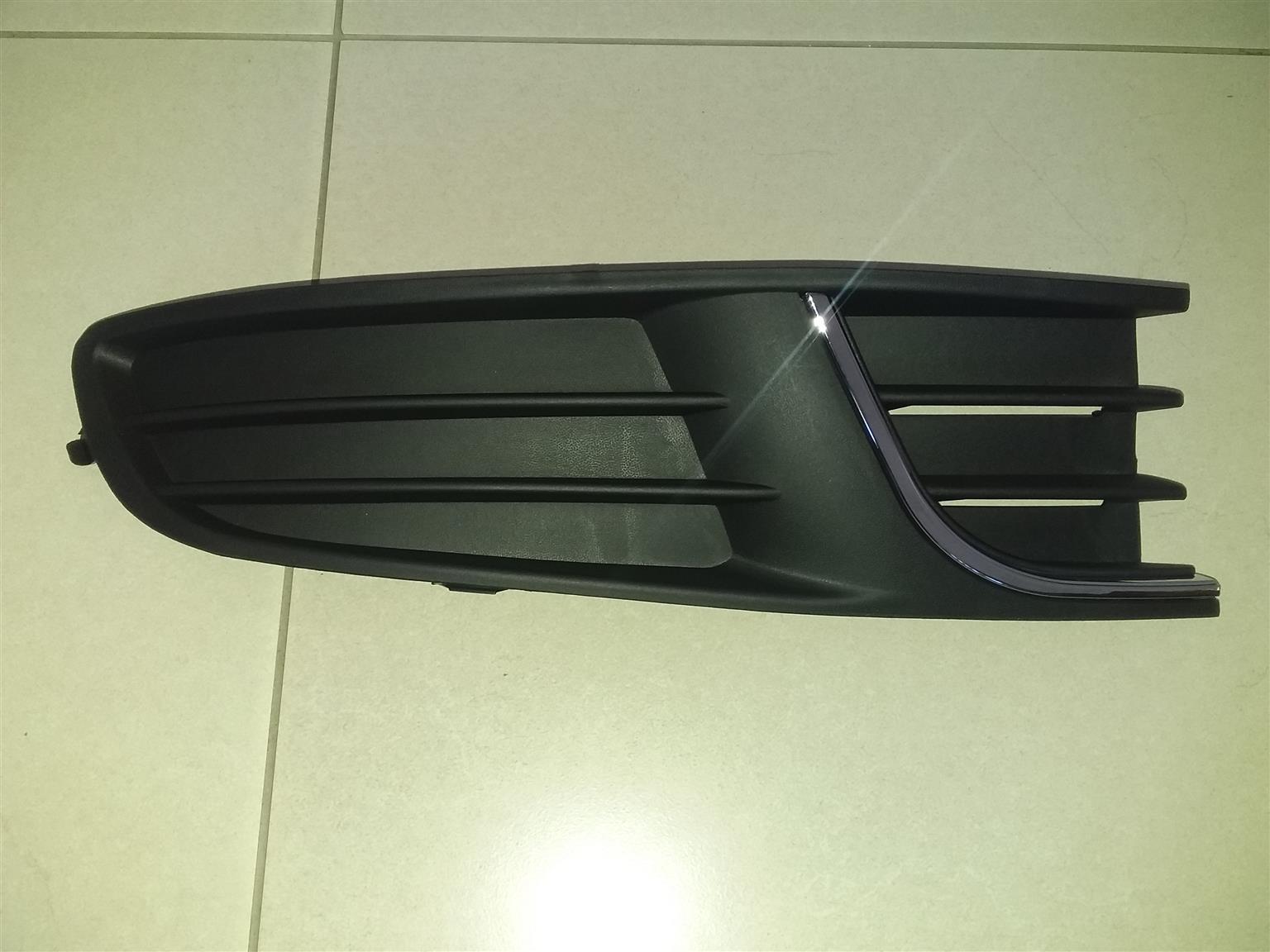 polo vivo front bumper grill