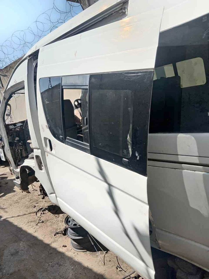 Toyota Quantum 2.7 2tr sliding door - Private Seller