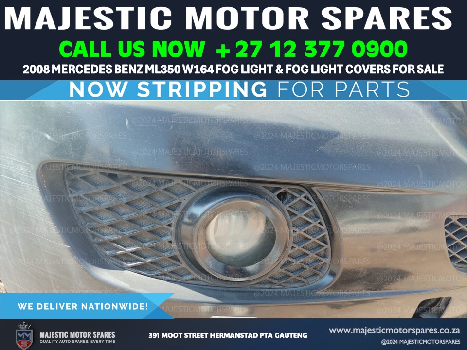 Fog light and fog light cover for Mercedes-Benz ML350 (Used) for sale - Private Seller Fog light and fog light cover for Mercedes-Benz ML350 (Used) for sale - Private Seller