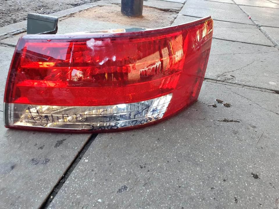 Hyundai Sonata taillight - Private Seller Hyundai Sonata taillight - Private Seller