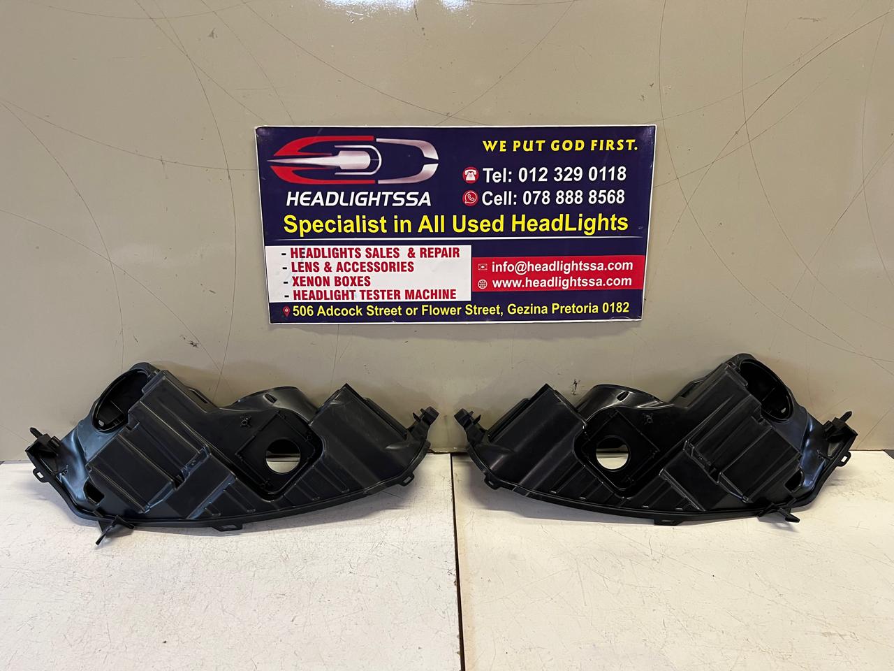 Jaguar XF left and right side headlight replacement housing (2015) - Private Seller Jaguar XF left and right side headlight replacement housing (2015) - Private Seller