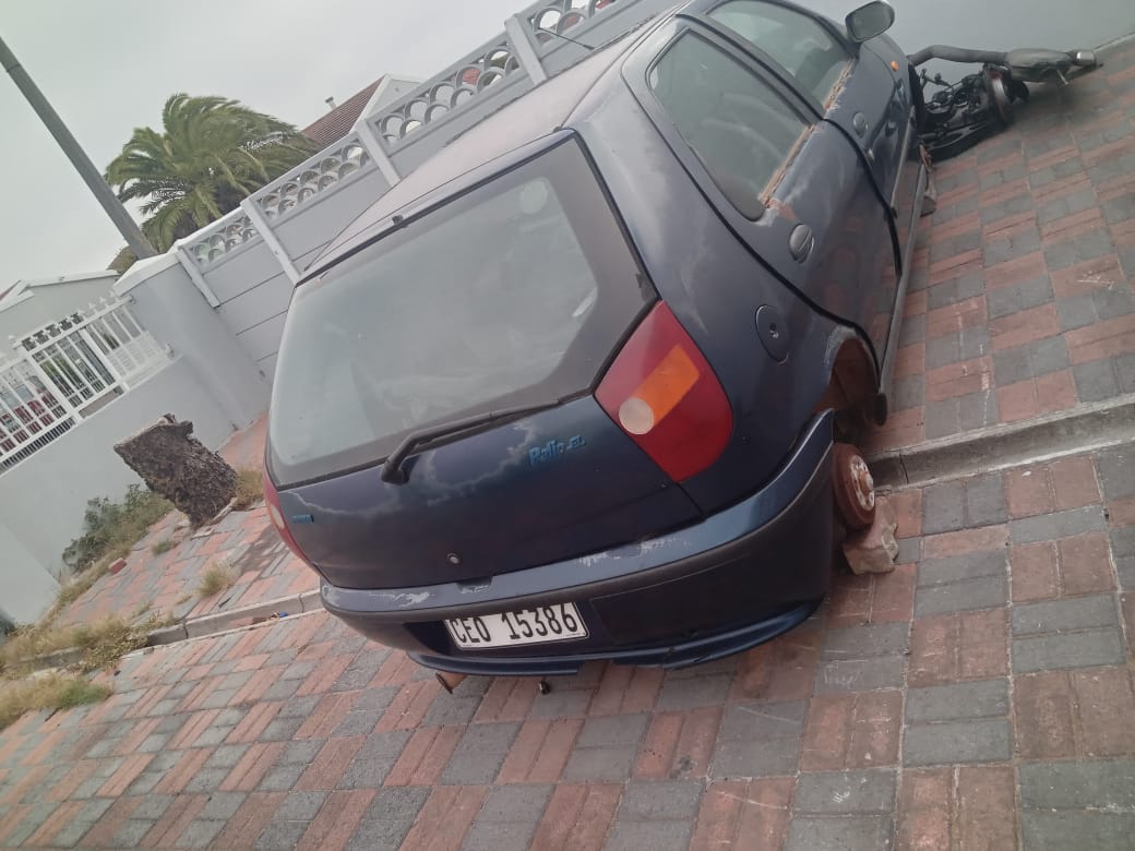 Fiat palio spares - Private Seller Fiat palio spares - Private Seller