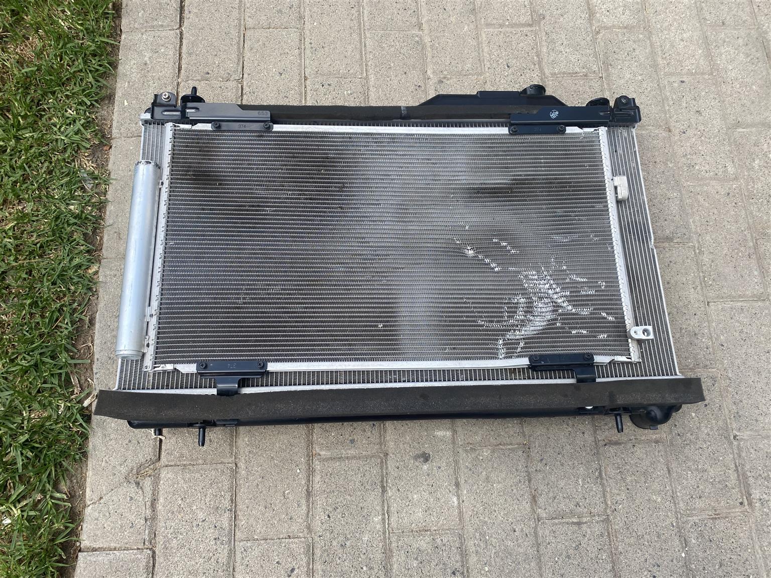 2022 SUBARU OUTBACK RADIATOR AND AIRCON CONDENSER FOR SALE - Private Seller
