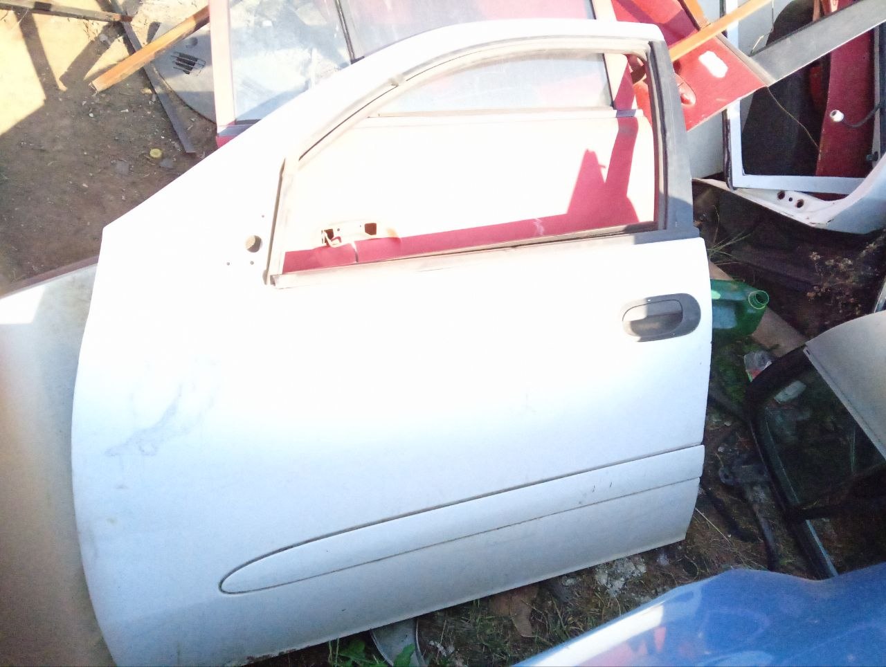 old Almera Front Left - Private Seller old Almera Front Left - Private Seller