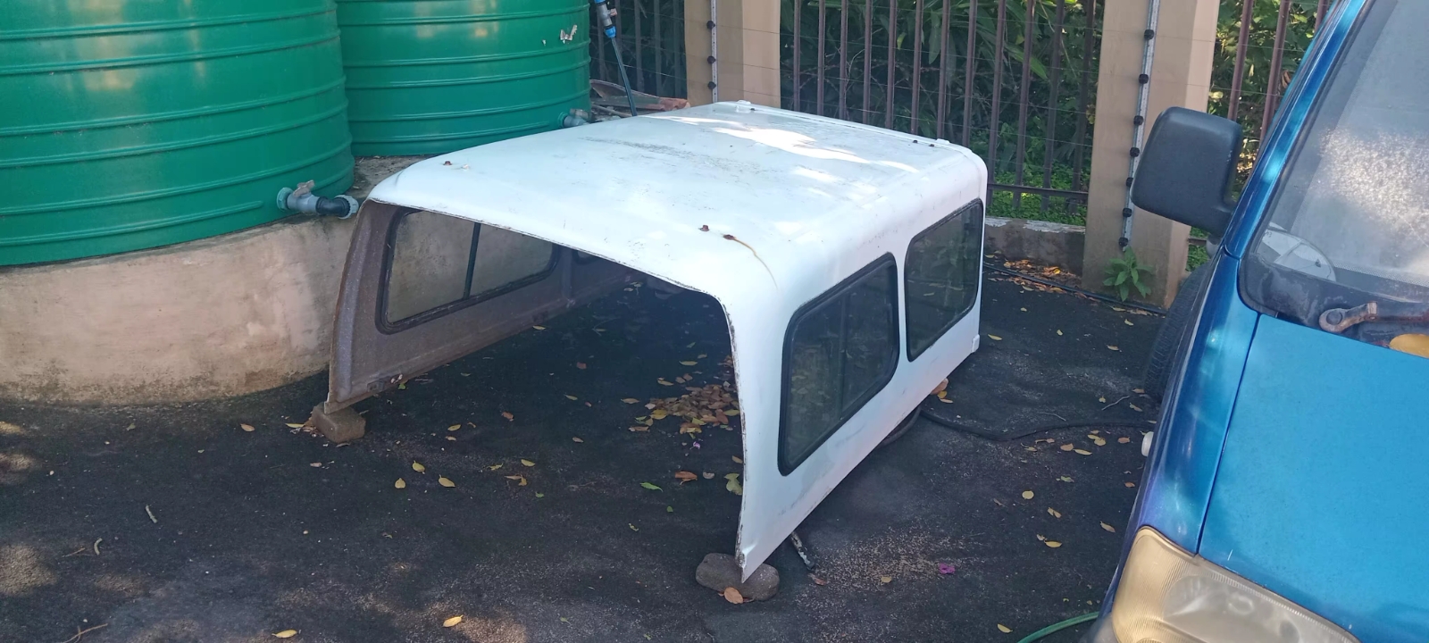 CHANA BAKKIE CANOPY - Private Seller CHANA BAKKIE CANOPY - Private Seller