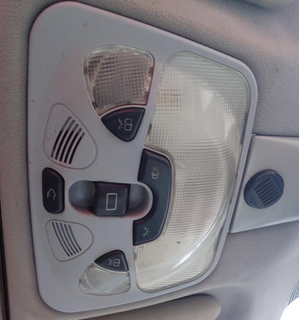 W203 Dome Light Brighten Your Interior! - Private Seller W203 Dome Light Brighten Your Interior! - Private Seller