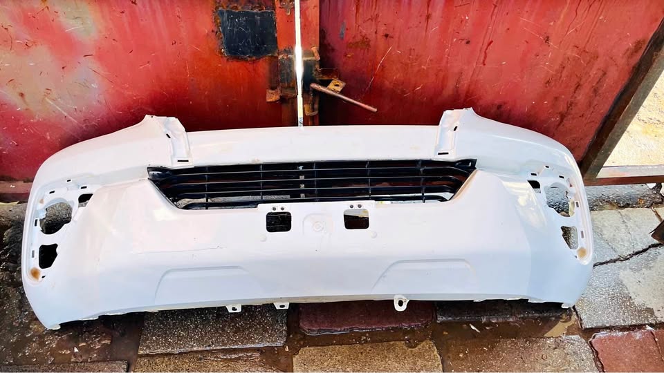 Toyota Fortuner GD6 Bumper - Private Seller Toyota Fortuner GD6 Bumper - Private Seller