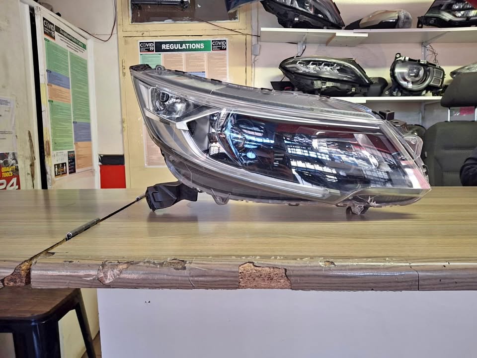 2020 HONDA JAZZ HEADLIGHT RIGHTSIDE AVAILABLE FOR SALE - Private Seller 2020 HONDA JAZZ HEADLIGHT RIGHTSIDE AVAILABLE FOR SALE - Private Seller