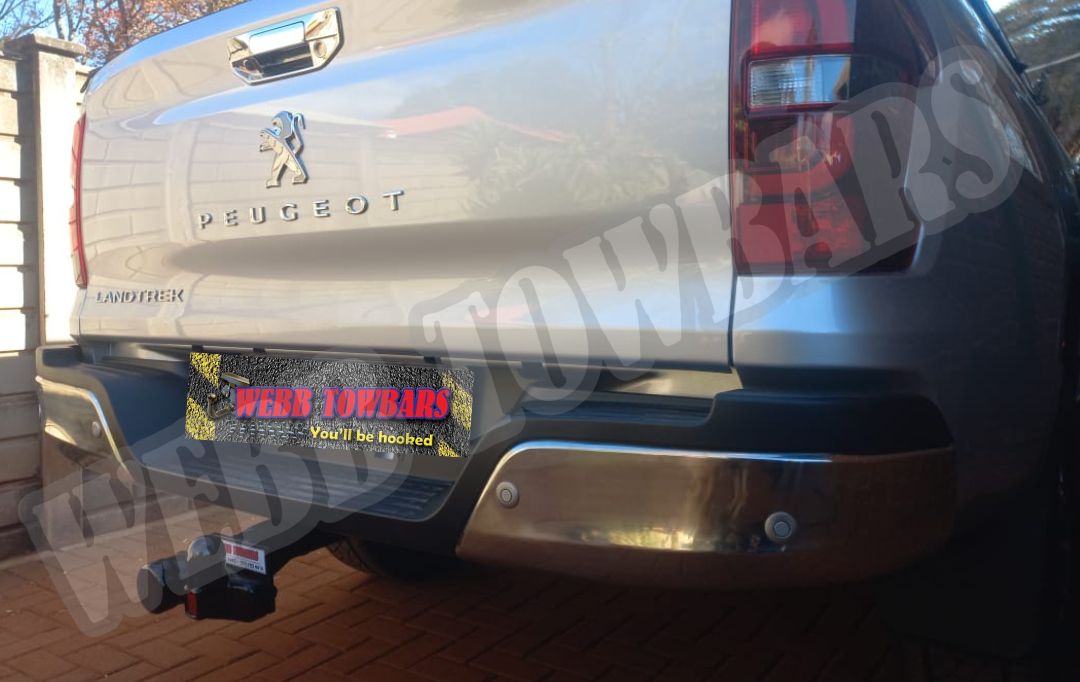Peugeot Landtrek Standard/Detachbale Towbars - Private Seller Peugeot Landtrek Standard/Detachbale Towbars - Private Seller
