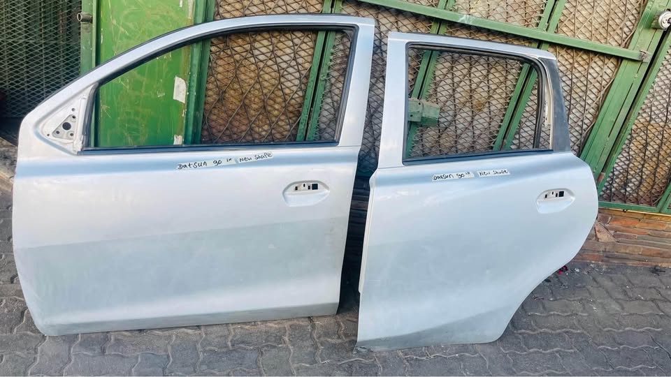 Datsun Go left doors - Private Seller