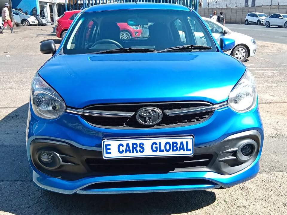 Toyota Vitz 2024