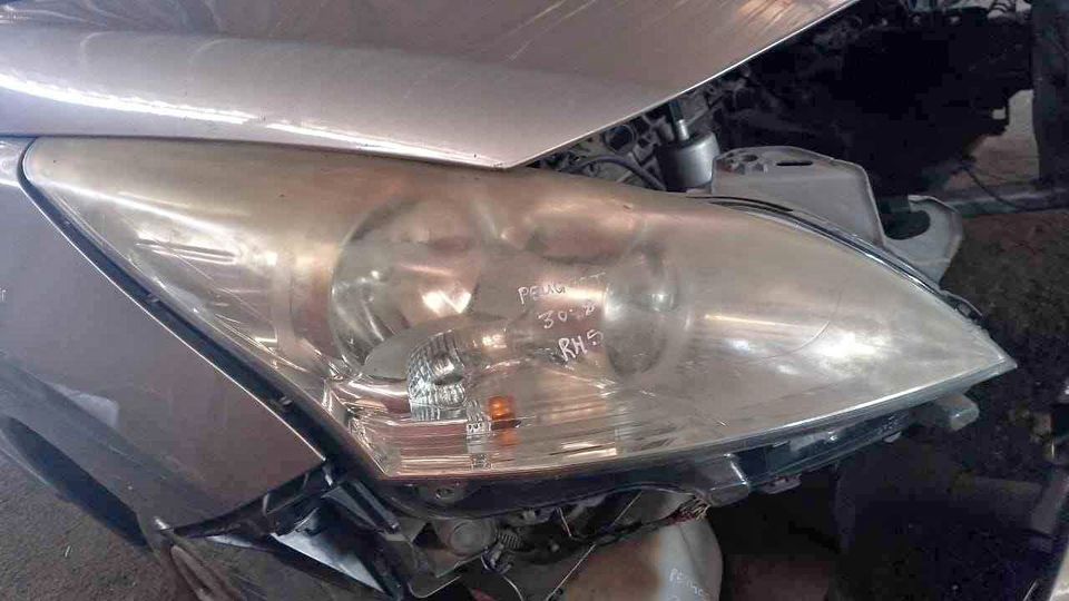 Peugeot fj 1.6 Turbo Manual Code2 RF quarter glass - Private Seller Peugeot fj 1.6 Turbo Manual Code2 RF quarter glass - Private Seller