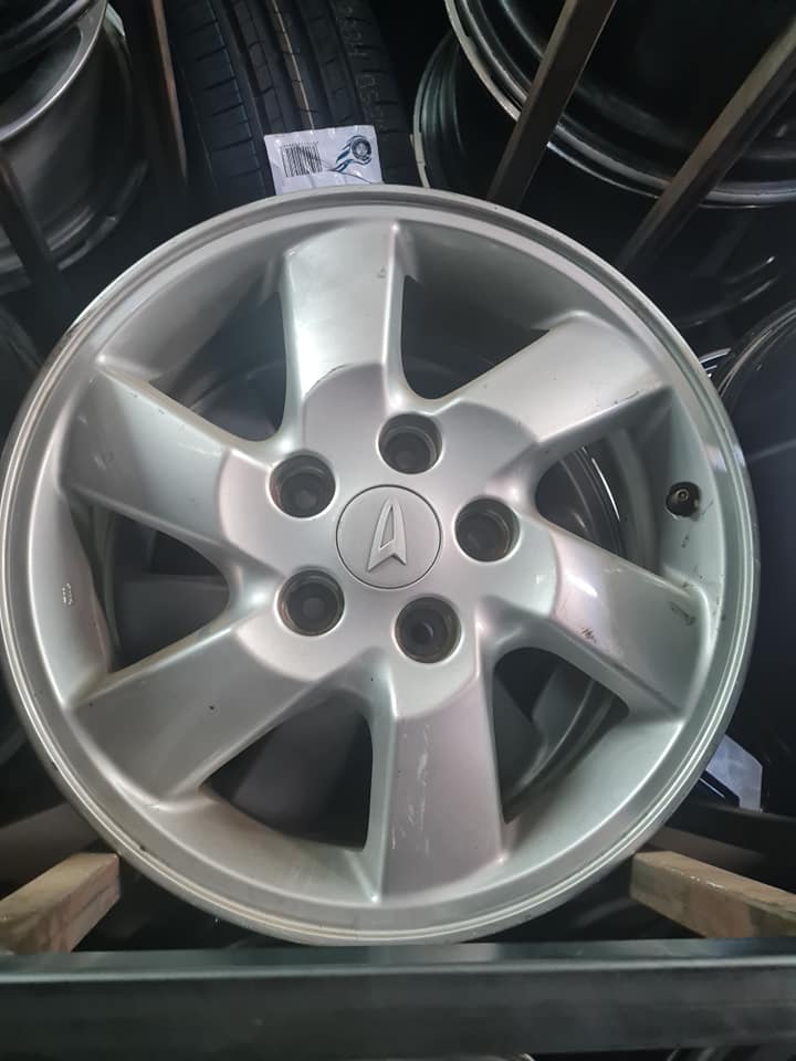 Diatshu Terios original alloy mags size 16