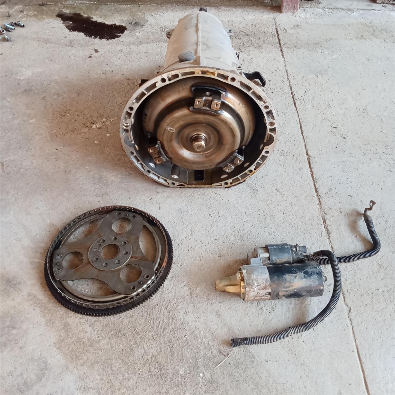 Mercedes (E320) automatic gearbox with torque converter, flexplate and starter - Private Seller