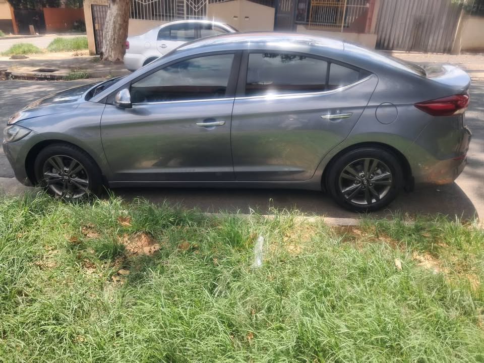 Hyundai Elentra 1.6 GLS Grey 2019 manual petrol