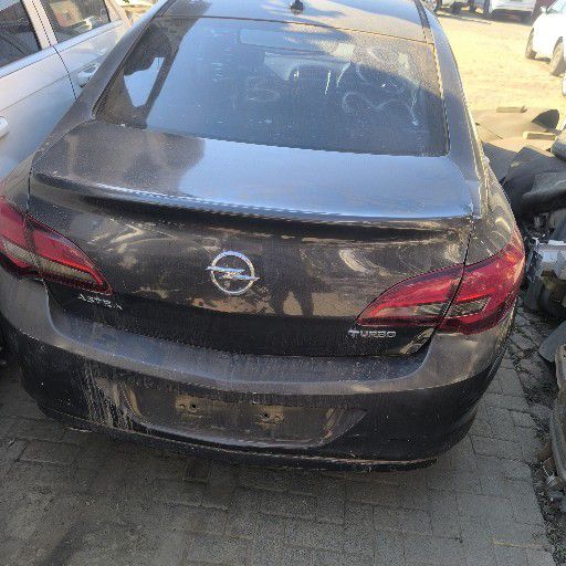 stripping Opel Astra J spare parts