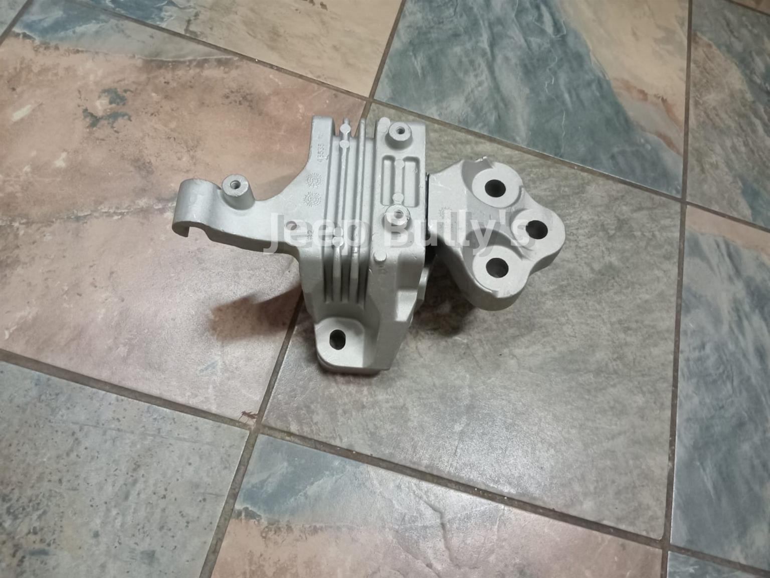 New Jeep Cherokee (3.2) Engine Mounting - Private Seller New Jeep Cherokee (3.2) Engine Mounting - Private Seller