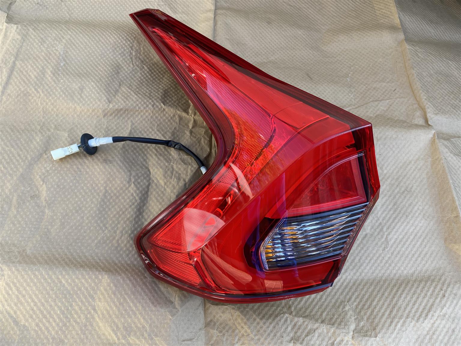 2019 MITSUBISHI ECLIPSE LED TAIL LIGHT LEFT SIDE FOR SALE - Private Seller 2019 MITSUBISHI ECLIPSE LED TAIL LIGHT LEFT SIDE FOR SALE - Private Seller