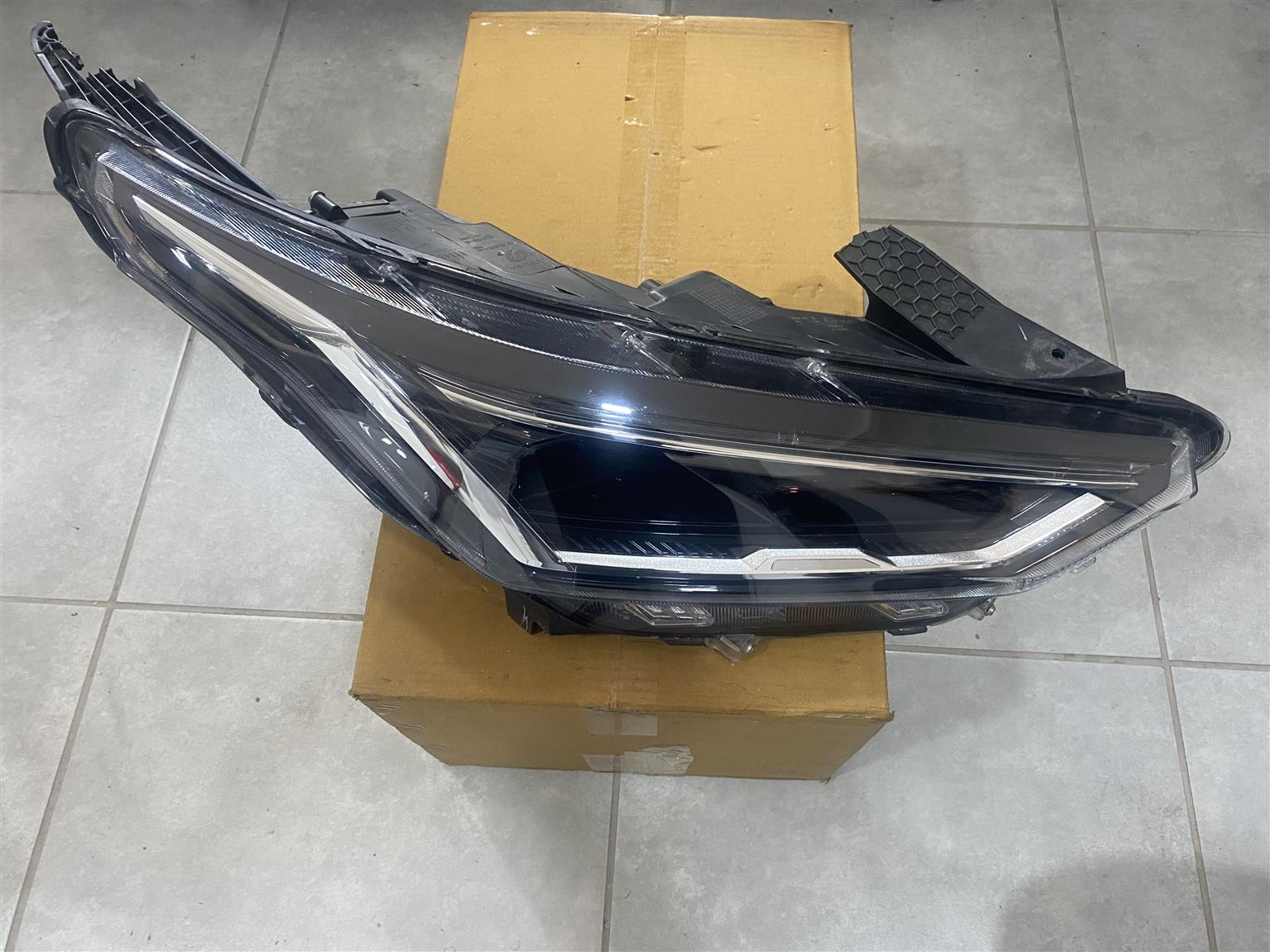 2024 NISSAN MAGNITE FULL LED HEADLIGHT RIGHT SIDE FOR SALE - Private Seller 2024 NISSAN MAGNITE FULL LED HEADLIGHT RIGHT SIDE FOR SALE - Private Seller