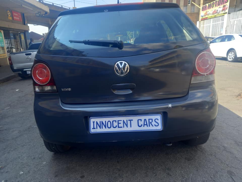 2015 VW POLO VIVO 1.4 PETROL, MANUAL TRANSMISSION, GREY COLOUR, MILEAGE 75000KM