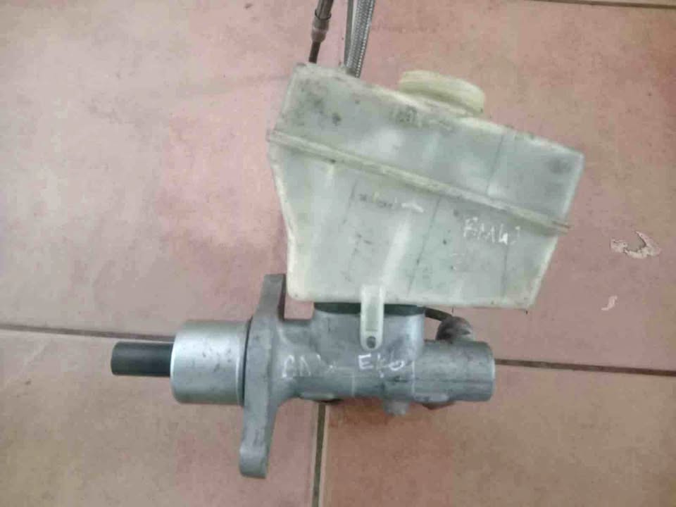 Bmw e46 brake master cylinder - Private Seller