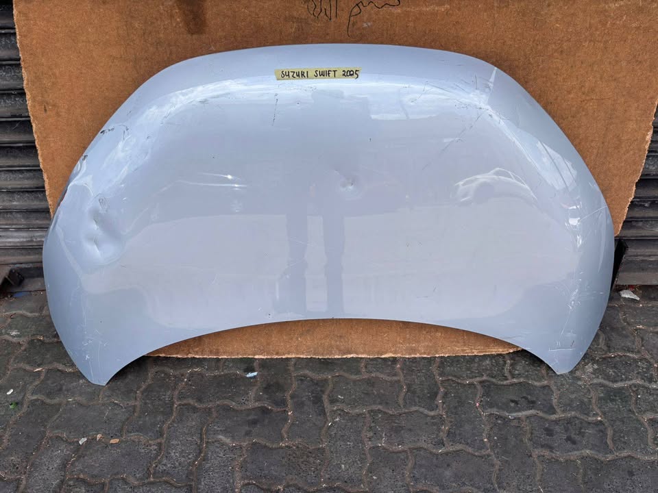 2025 Suzuki Swifts Bonnet - Private Seller