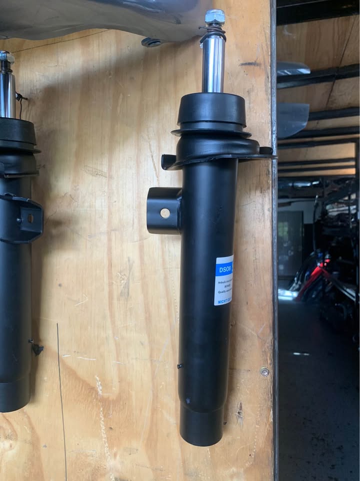 BMW F20,F30,F32 shocks